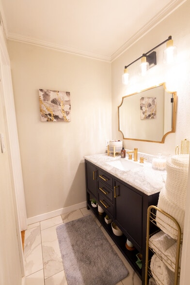 Building Photo - 5700 Etiwanda Ave