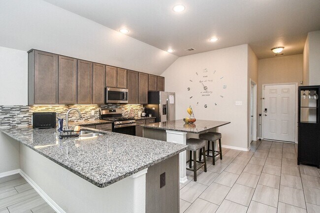 Building Photo - 12234 Chestnut Clearing Trail