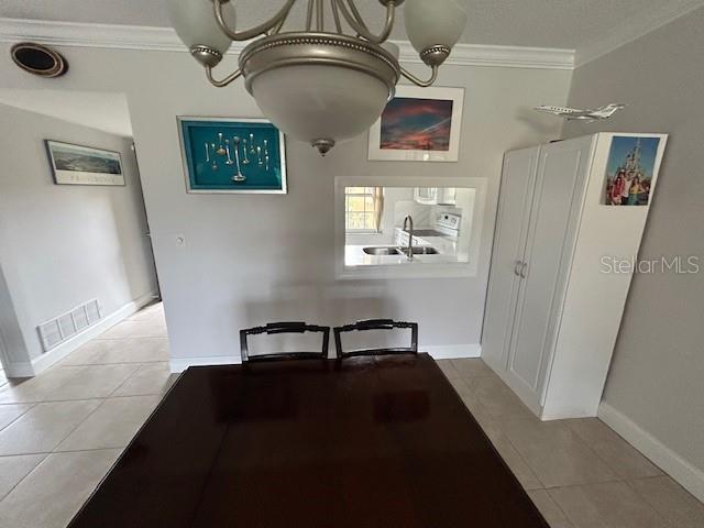 Building Photo - 1845 S Highland Ave