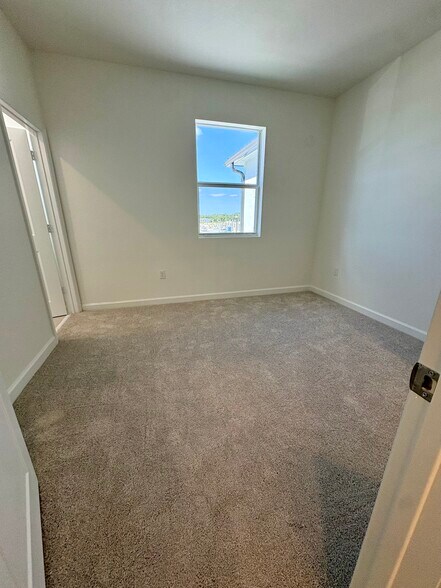 Building Photo - 35631 SW 178th Pl