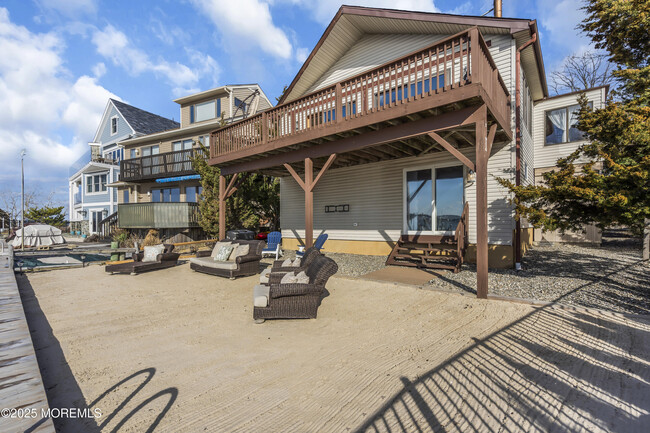Building Photo - 78 Tall Timber Dr