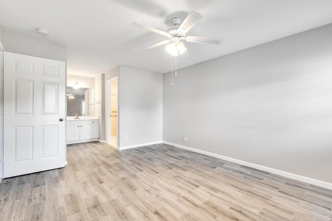 Building Photo - 11036 SE Sea Pines Cir