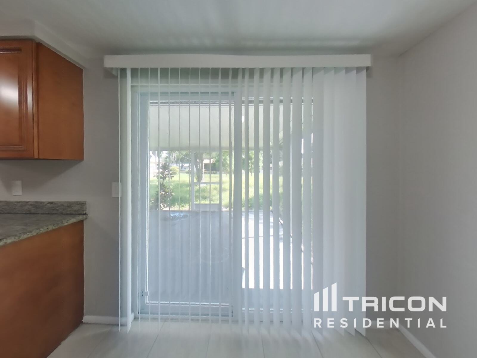 Building Photo - 3007 Bucida Dr