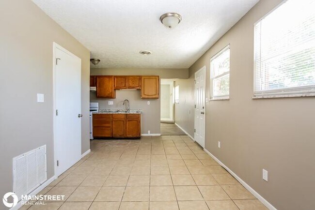 Building Photo - 1305 COBURG RD, COLUMBUS, OH 43227