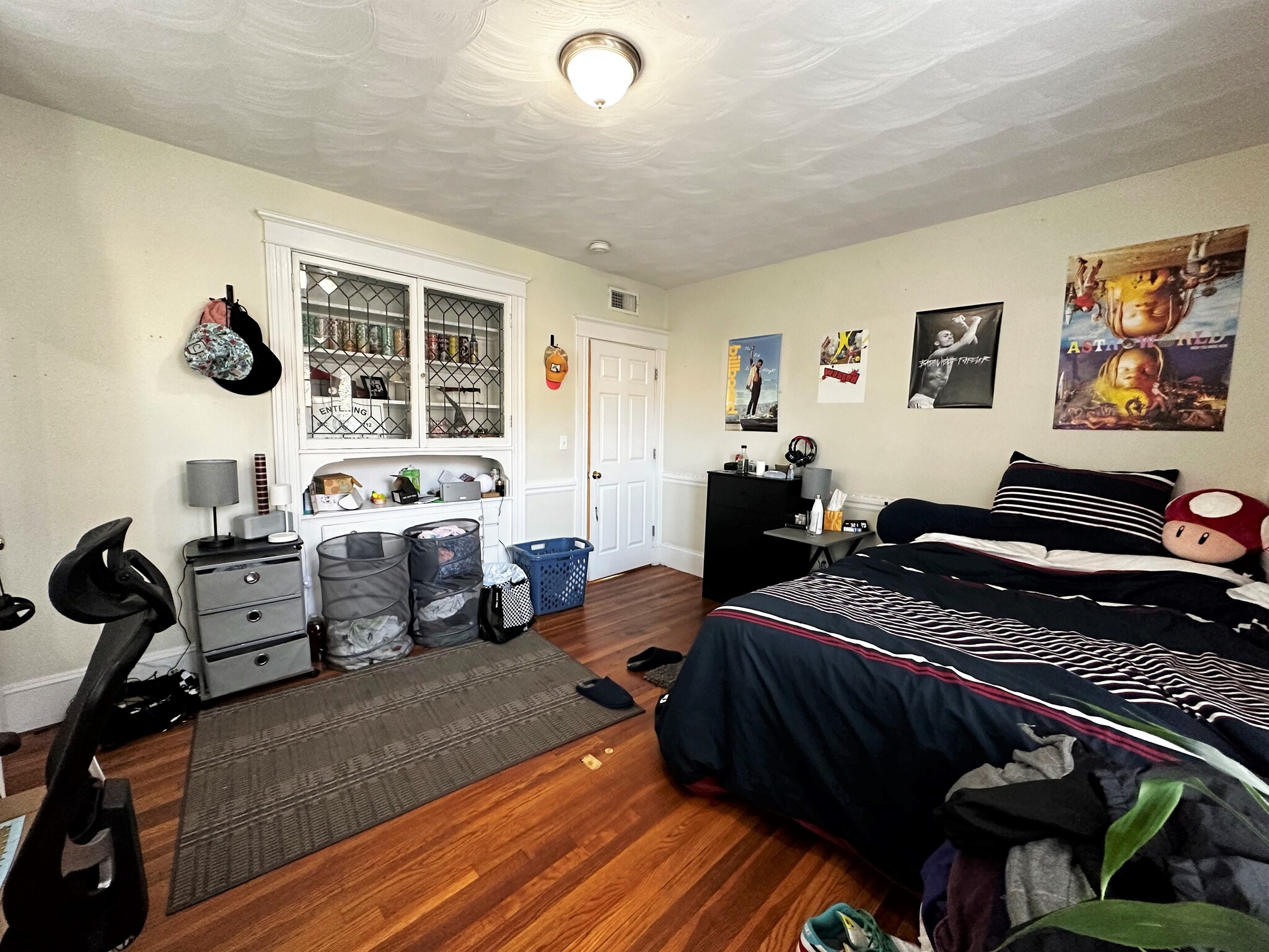 Building Photo - 229 Chestnut Hill Ave