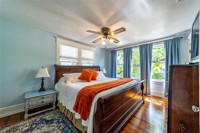 Building Photo - 215 S Montclair Ave