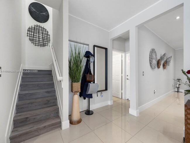 Building Photo - 8781 NW 98th Ct