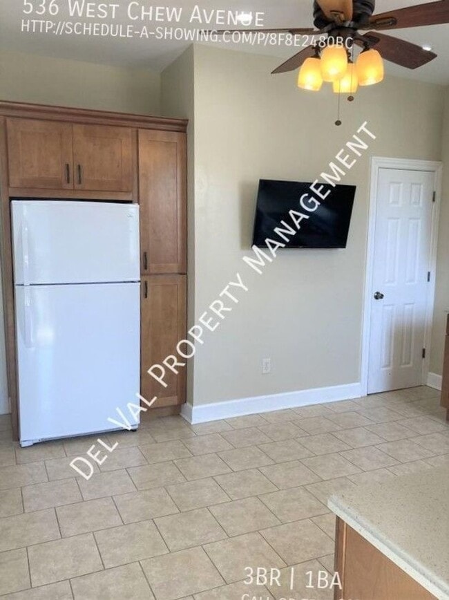 Building Photo - Spacious 3 Bedroom Home – Backyard + Porch Included!