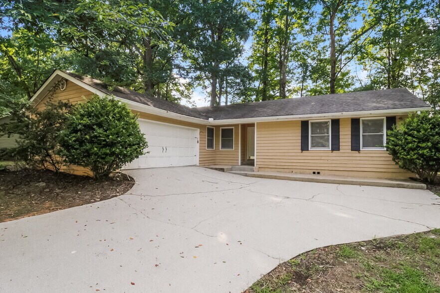 Building Photo - 147 Old Mill Trail SW