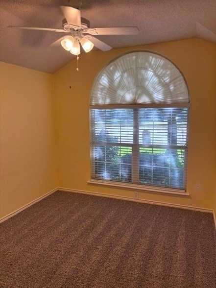 Building Photo - 1300 Rosewood Ln