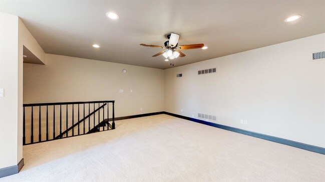 Building Photo - 311 Patchen Dr