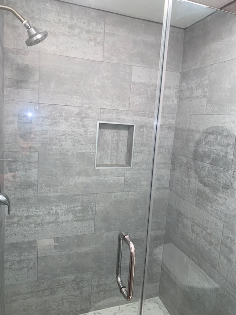 Building Photo - 230 S Catalina Ave