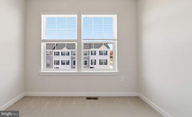 Building Photo - 466 Still Feather Ave