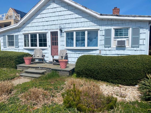Primary Photo - 137 Cedarhurst Ave
