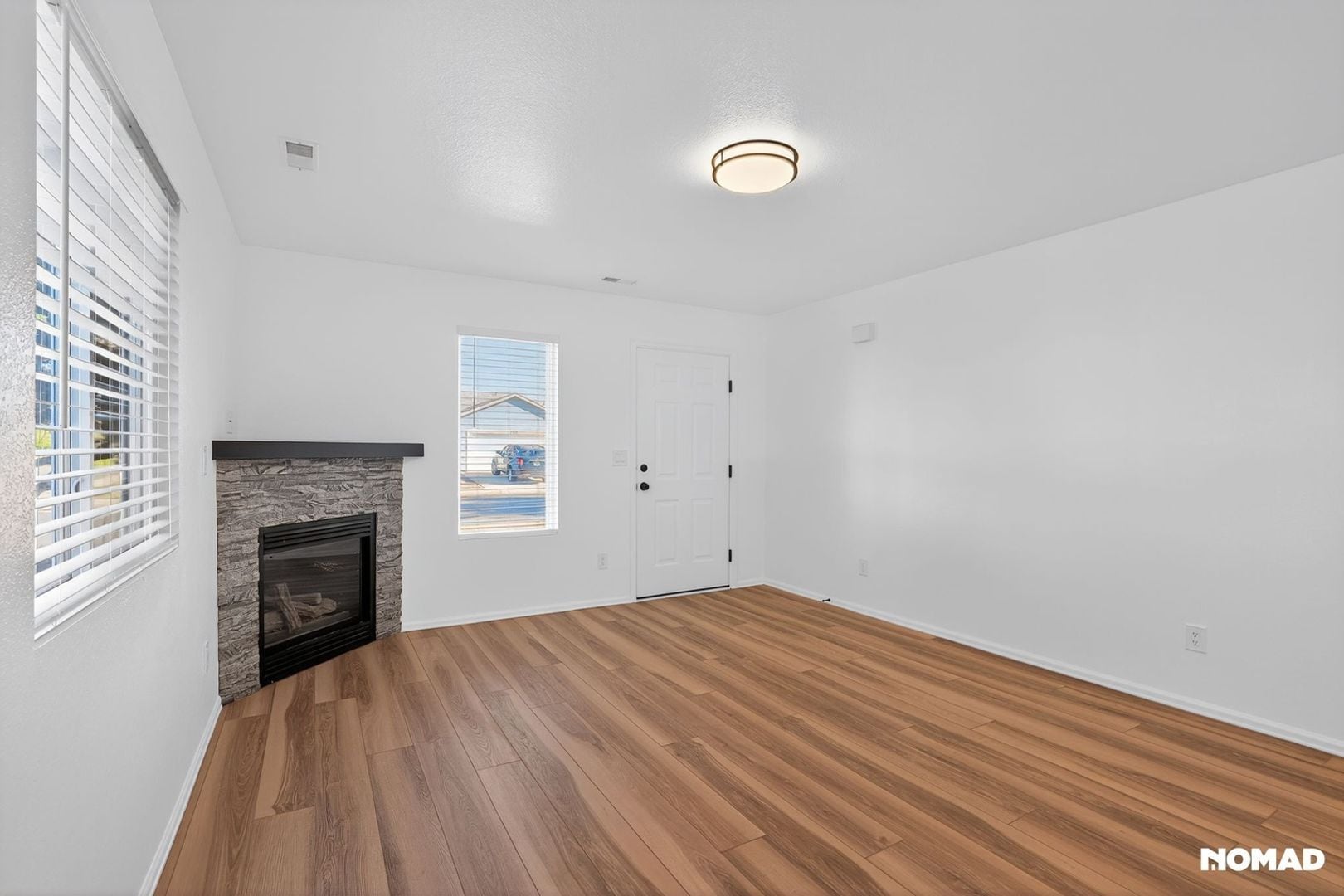 Building Photo - 788 Century Ln