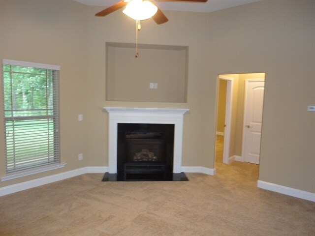 Building Photo - 667 W Heatherstone Ln