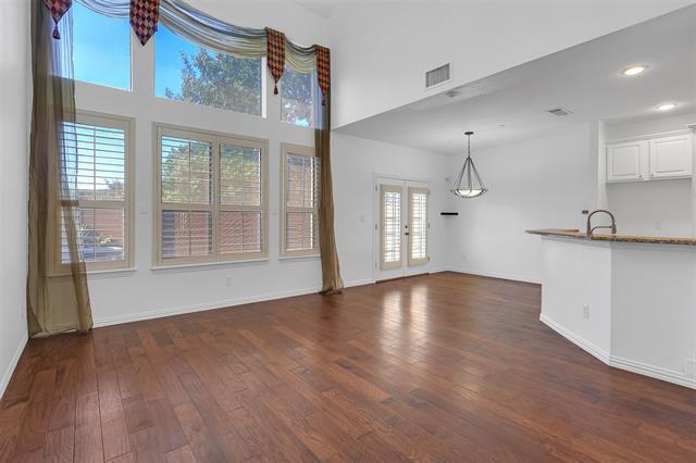 Building Photo - 948 Avondale Ln