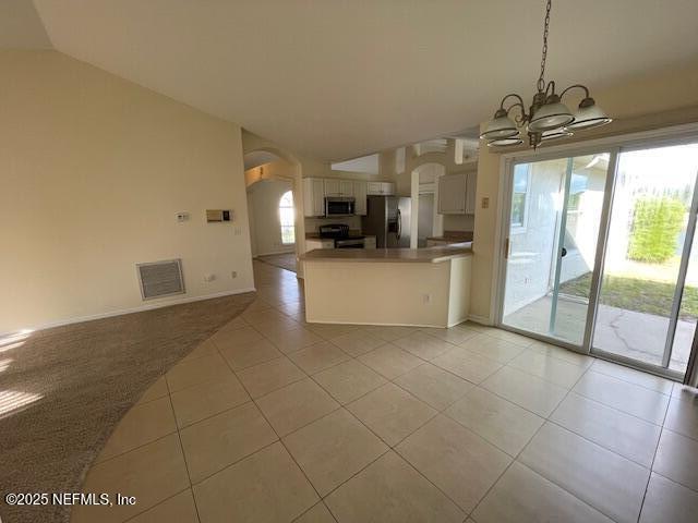 Building Photo - 361 Crossroad Lakes Dr
