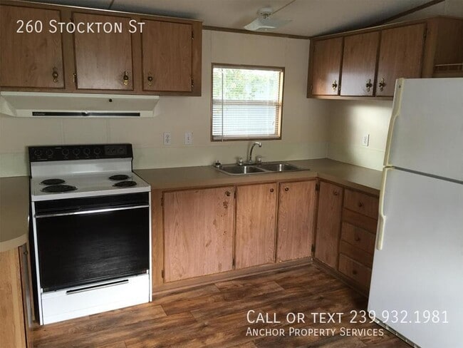 Building Photo - 260 Stockton St