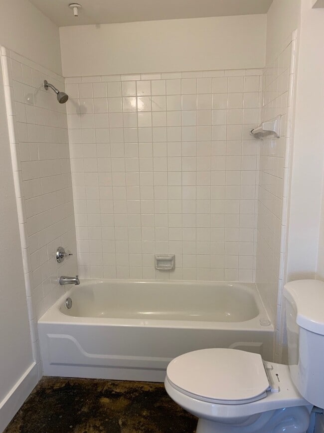 Building Photo - 1518 Washington Ave