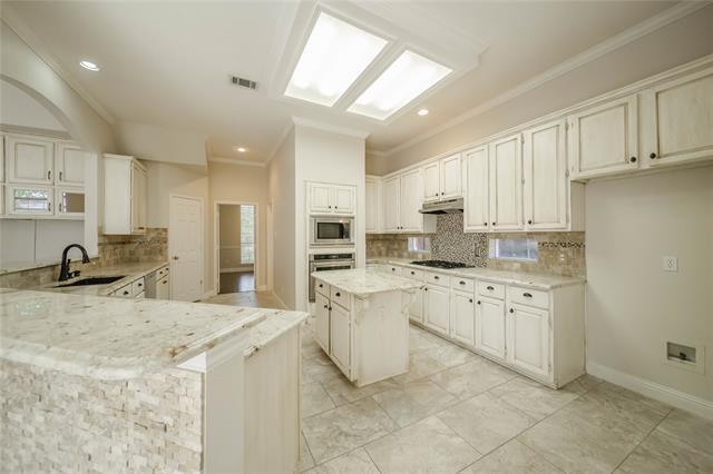 Building Photo - 1204 Bel Air Dr