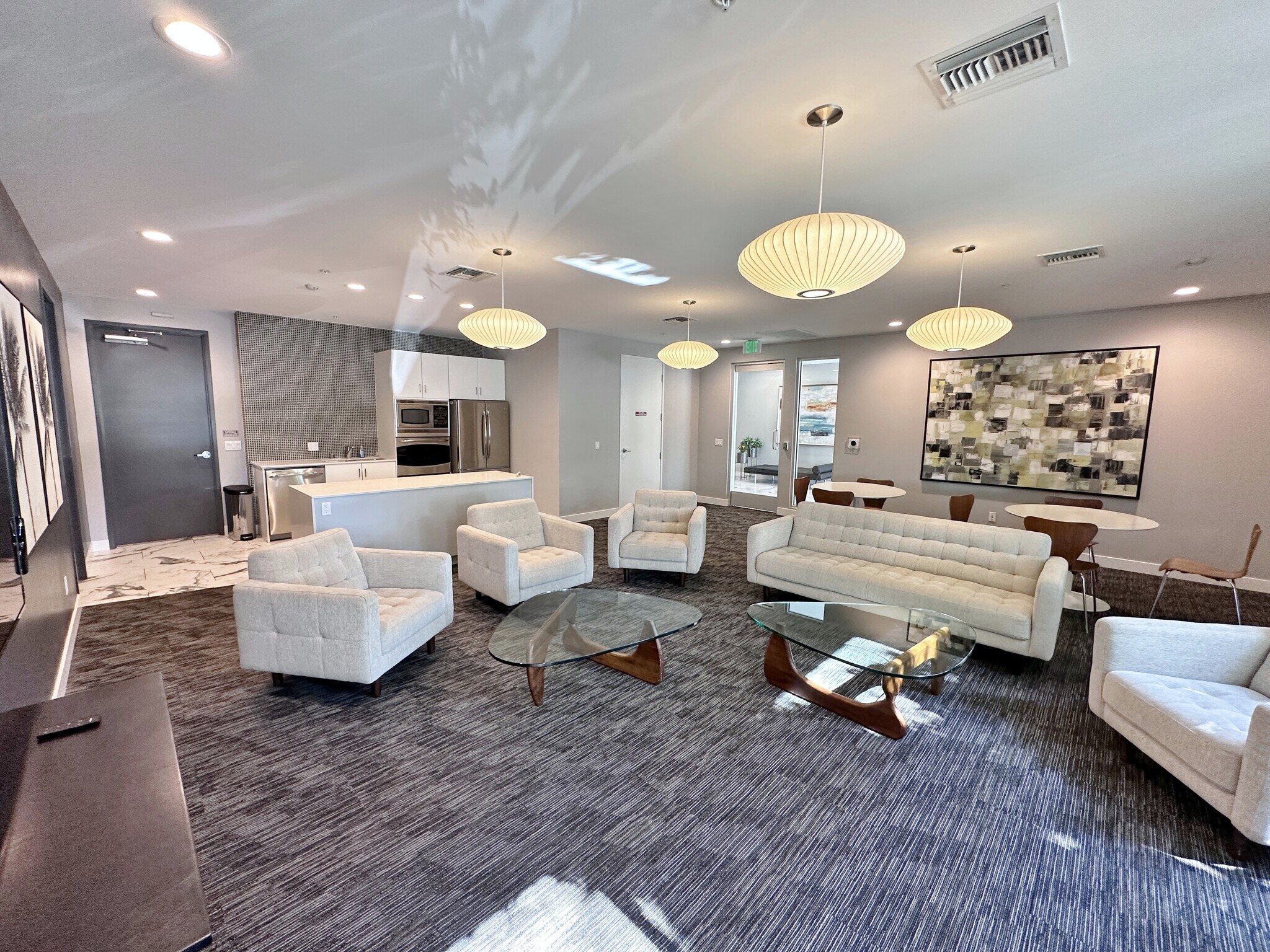 Community Room - 3100 6th Ave