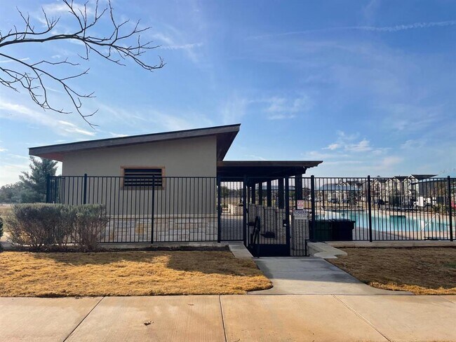 Building Photo - 2340 Pecan Island Dr