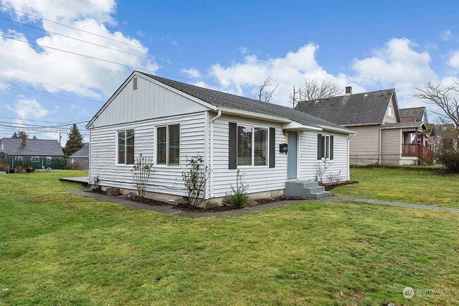 Building Photo - Cozy 3 Bedroom Retreat in Central Tacoma