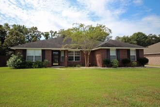 Building Photo - Beulah 4BR Home in Audrey Plantation Near Navy Federal with Side-Entry Garage & Fenced Backyard