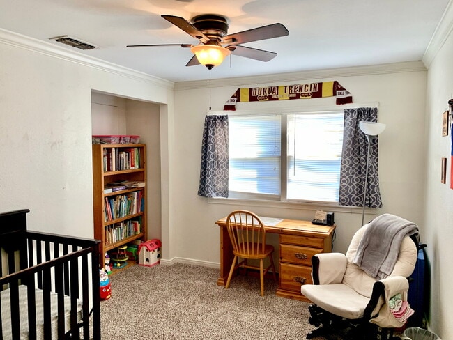 Building Photo - Cute Three Bedroom - Available for Summer/Fall 2026 Prelease!