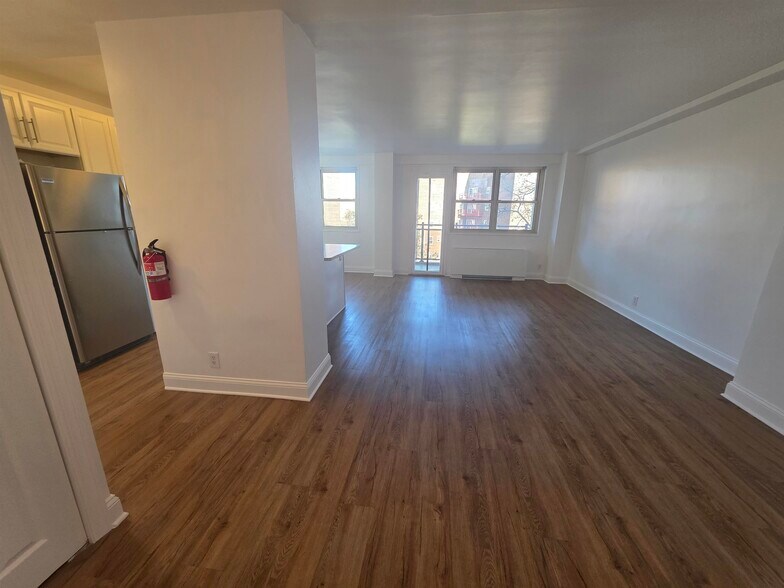 Building Photo - 7100 JFK Blvd E