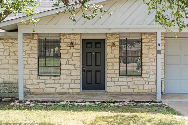 Building Photo - 3801 Foust Trail