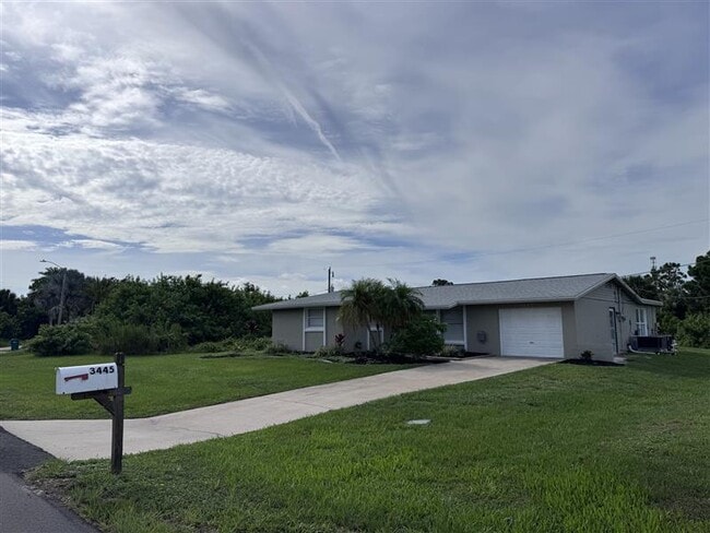 Building Photo - 3445 Sarto Ln