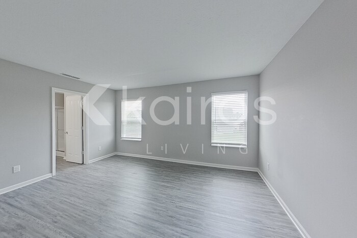 Building Photo - 10319 Deercrest Ln