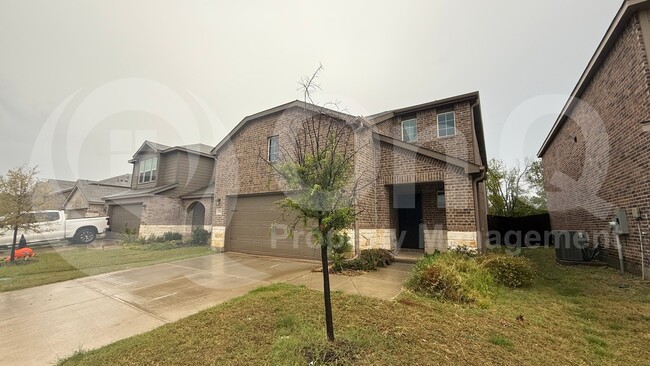 Primary Photo - 426 Lake Erie Dr