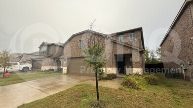 Building Photo - 426 Lake Erie Dr