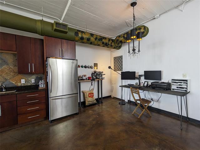 Building Photo - 1122 Jackson St