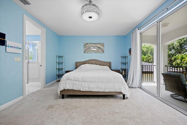 Building Photo - 956 Mill Creek Dr