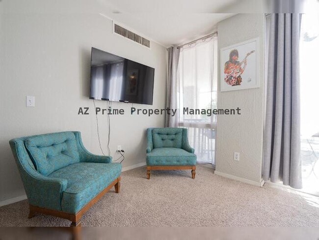 Building Photo - 3314 N 68th St