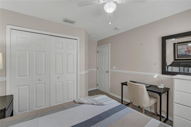 Building Photo - 5556 Florence Harbor Dr