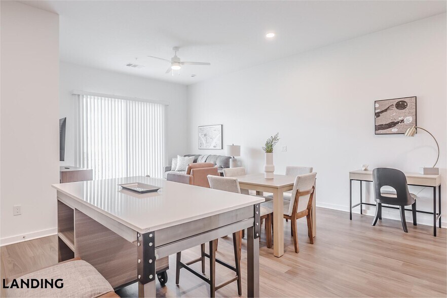 Building Photo - 515 Corso Ln