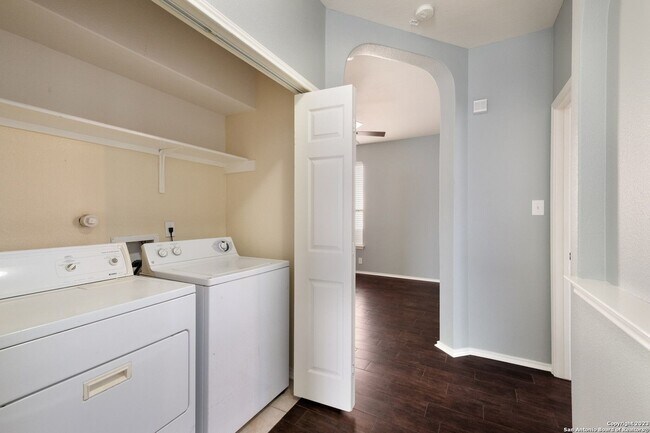 Building Photo - 6422 Oldham Cove