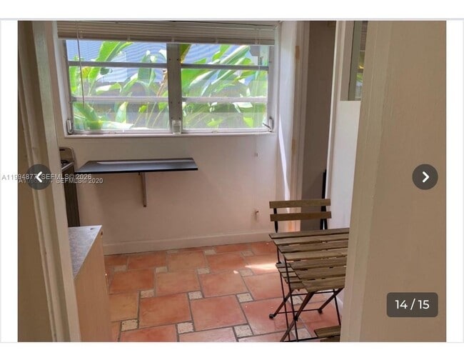 Building Photo - 4230 SW 11th St