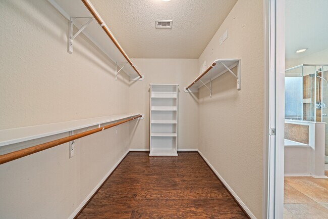 Building Photo - 13914 Juniper Bend Ln