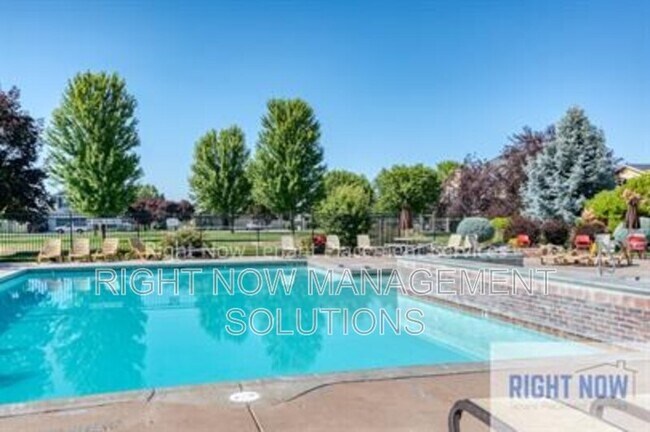 Building Photo - 1076 W Stanhope St