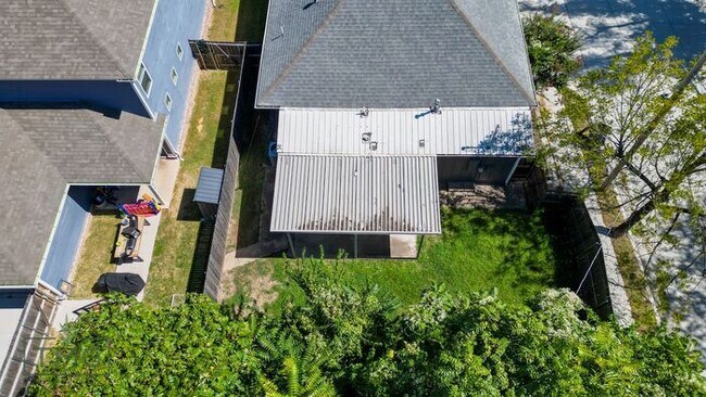 Building Photo - $500 Move In Special! Historic Charm Meets...