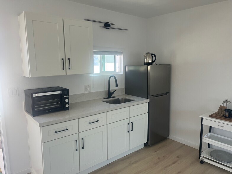 Building Photo - 10057 San Juan Ct