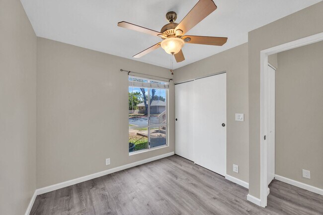 Building Photo - PET FRIENDLY and GROUND FLOOR Unfurnished ...