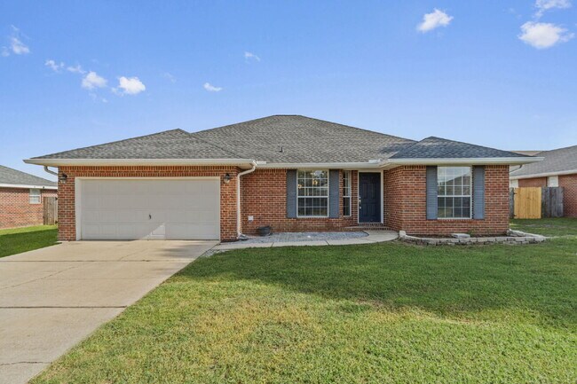 Primary Photo - 203 Citadel Ln