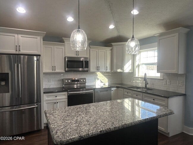 Building Photo - 8213 Singletary St